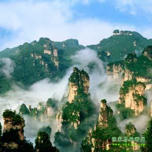 【長(zhǎng)沙往返線(xiàn)路1】張家界、鳳凰古城、天子山、黃龍洞三晚四日游